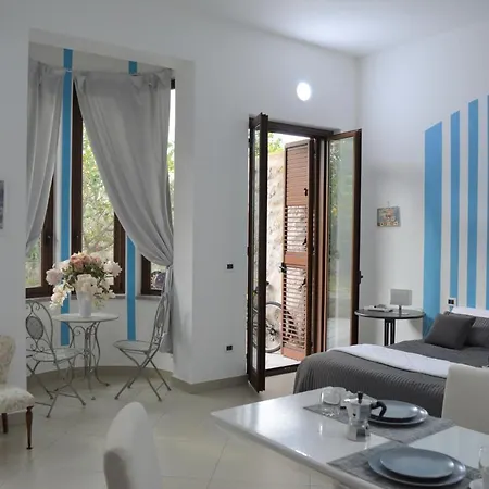 Palazzo Persephone * Locri